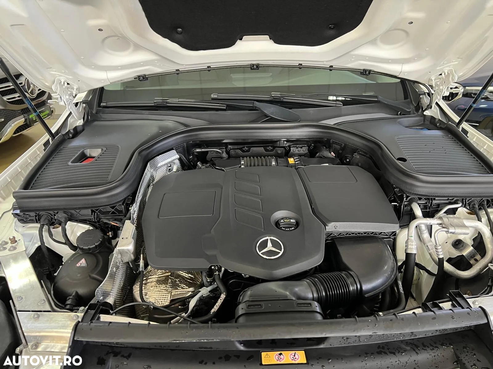 Mercedes-Benz GLC 200 d 4Matic 9G-TRONIC Exclusive - 33