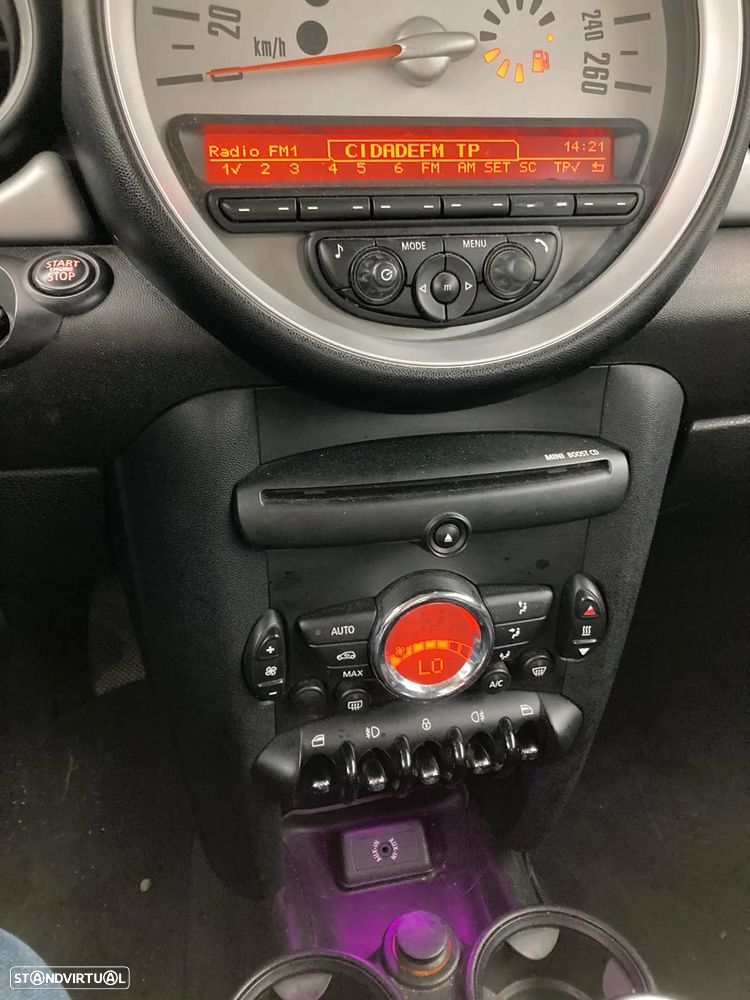 MINI 3 Portas One D - 19