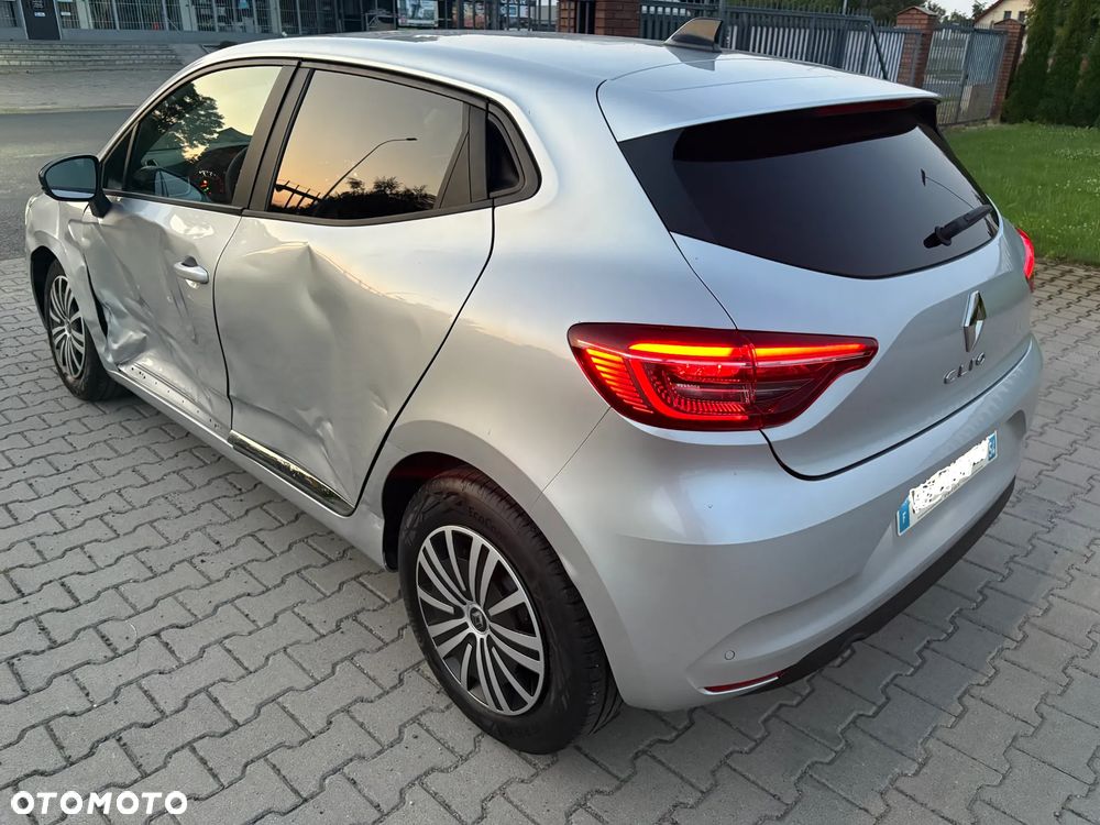 Renault Clio TCe 90 X-tronic TECHNO - 8