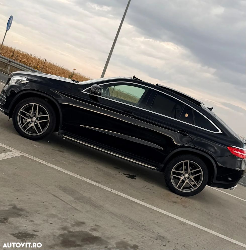 Mercedes-Benz GLE 350 d 4MATIC - 9