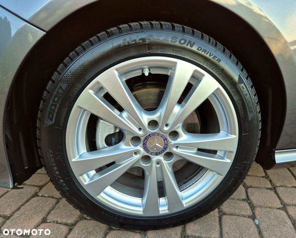 Mercedes-Benz Klasa A 180 (BlueEFFICIENCY) Urban - 26