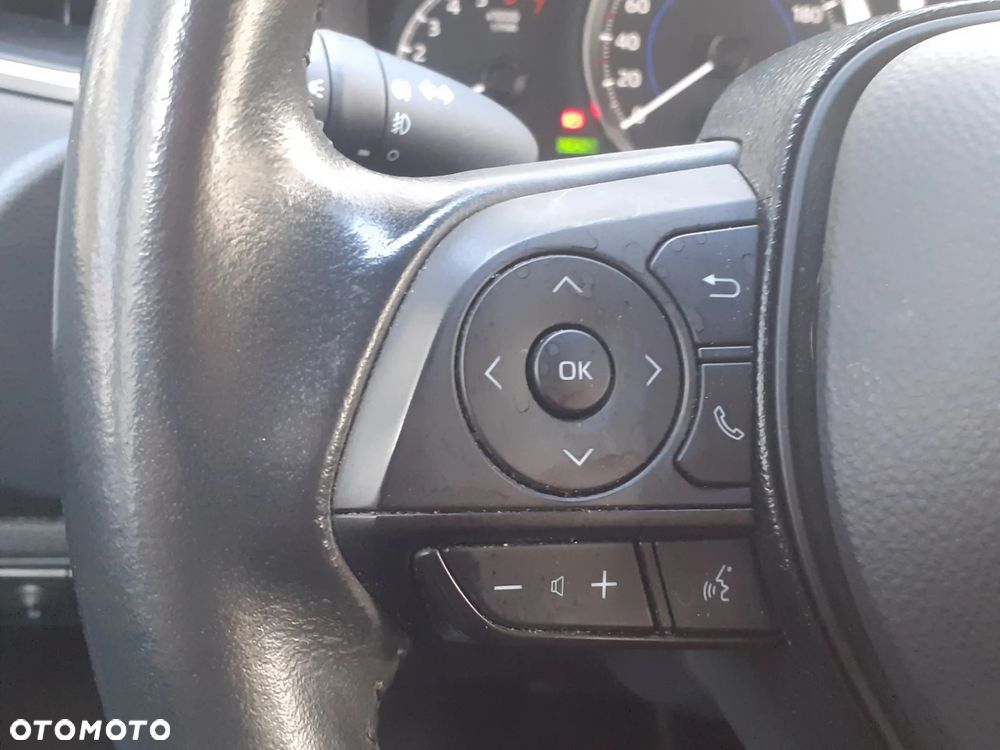 Toyota Corolla - 13
