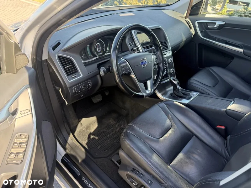 Volvo XC 60 2.4D AWD Summum - 9