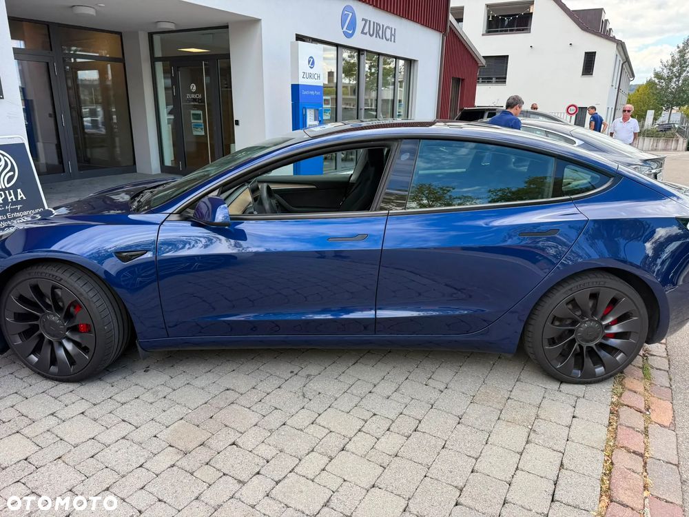 Tesla Model 3 Langstreckenbatterie Allradantrieb Dual Motor Performance - 10