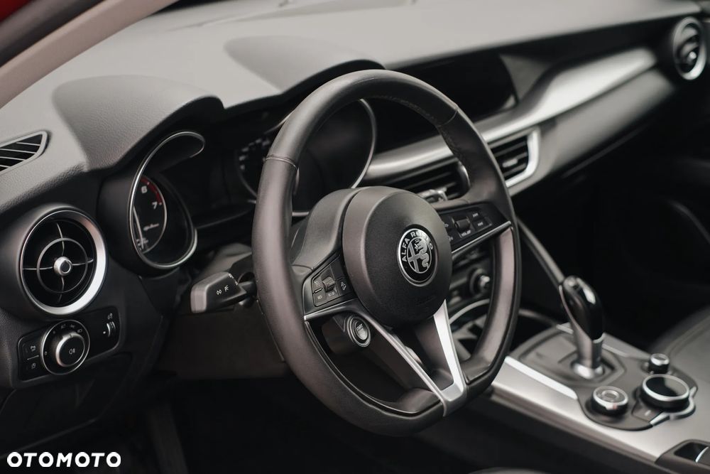 Alfa Romeo Stelvio 2.0 Turbo TI Q4 - 21