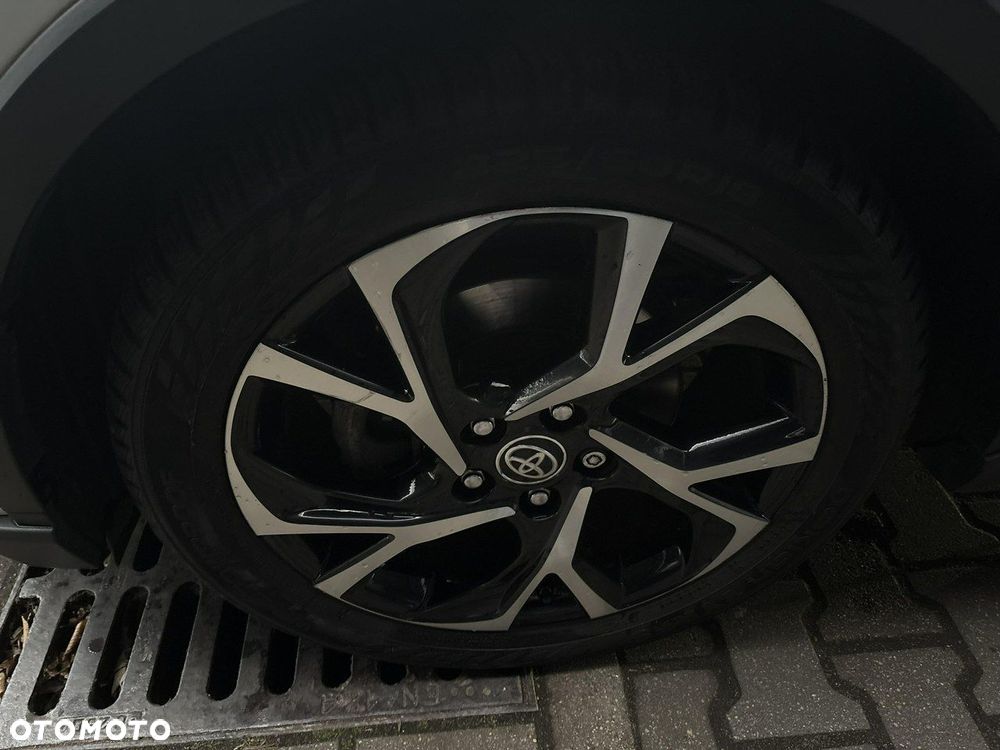 Toyota C-HR 1.8 Hybrid GPF Style - 30