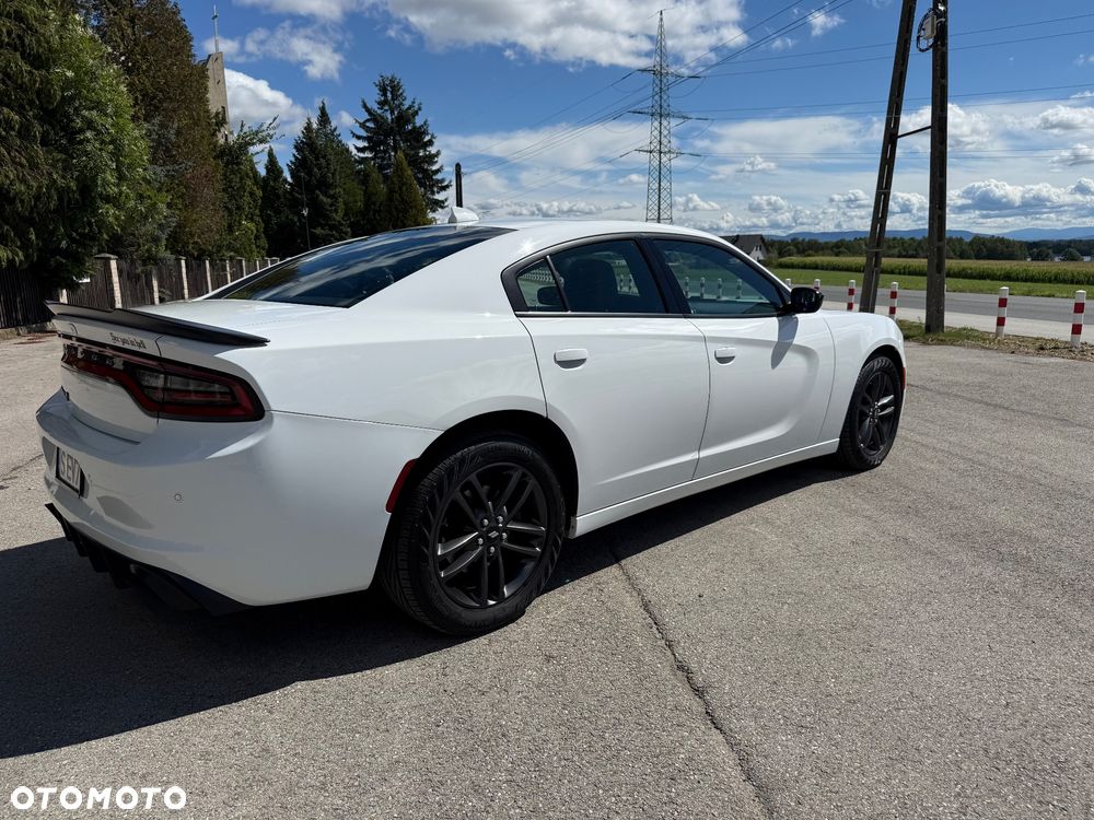 Dodge Charger - 4