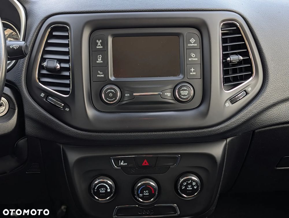 Jeep Compass 1.4 TMair Sport FWD S&S - 21