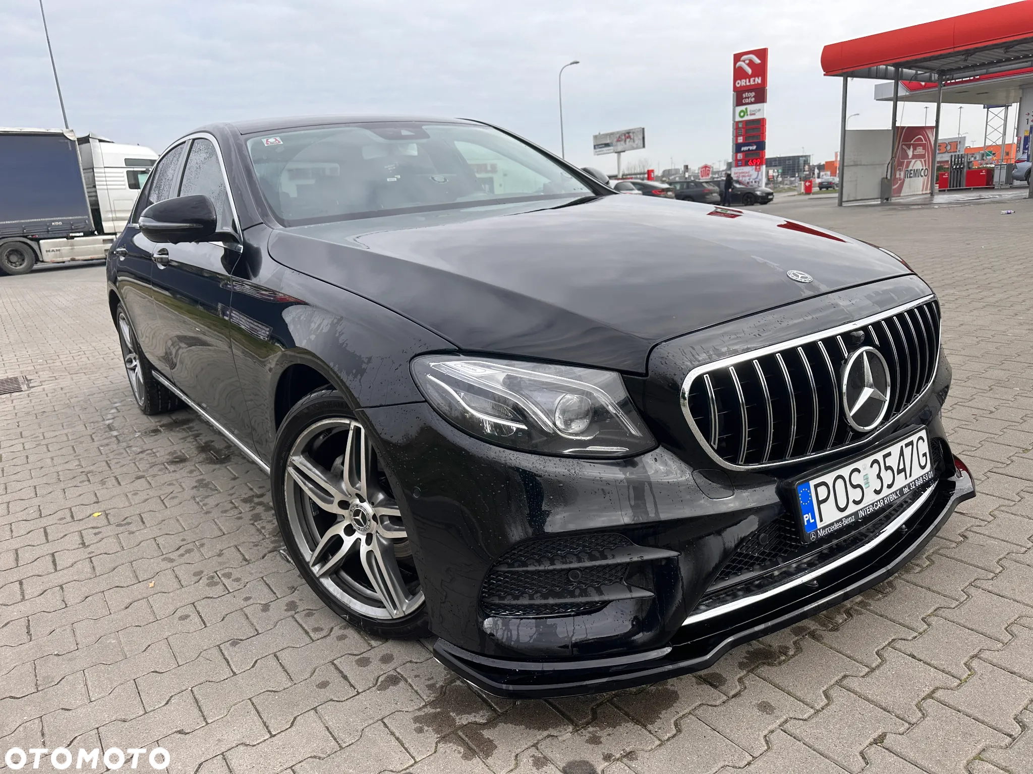 Mercedes-Benz Klasa E 220 d Business Edition 9G-TRONIC - 2