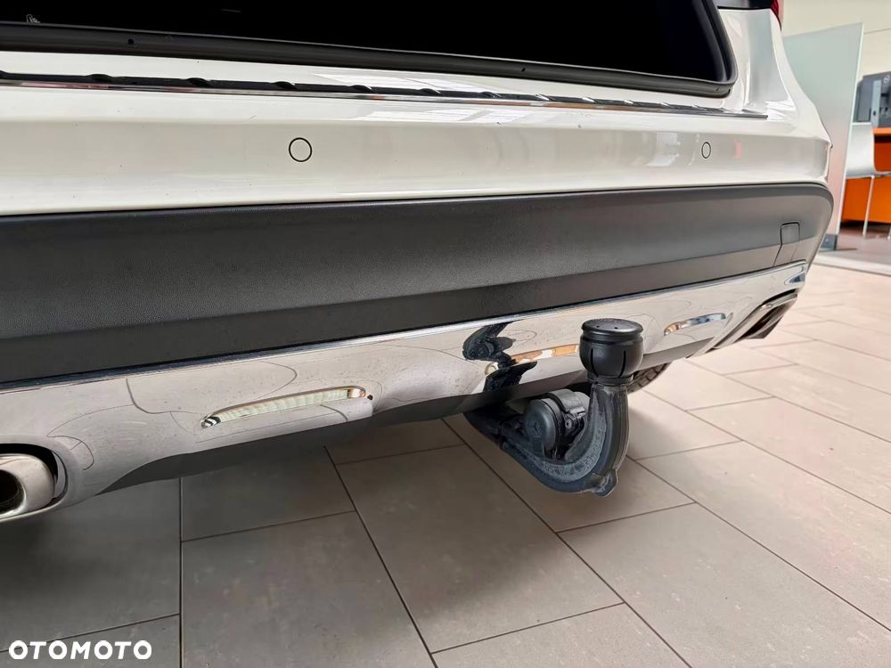 Mercedes-Benz GLA 220 4Matic 7G-DCT AMG Line - 25