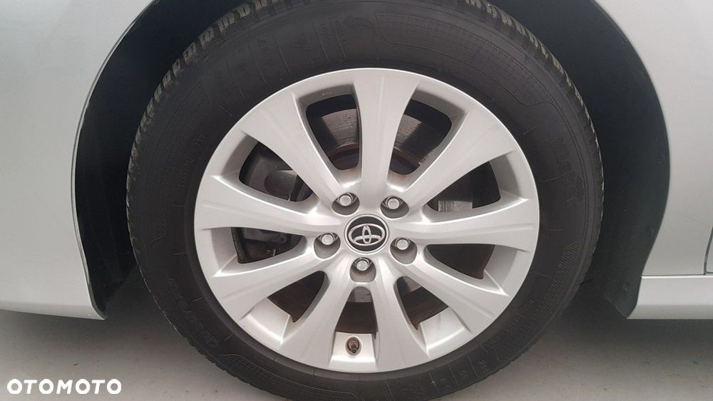 Toyota Camry - 9