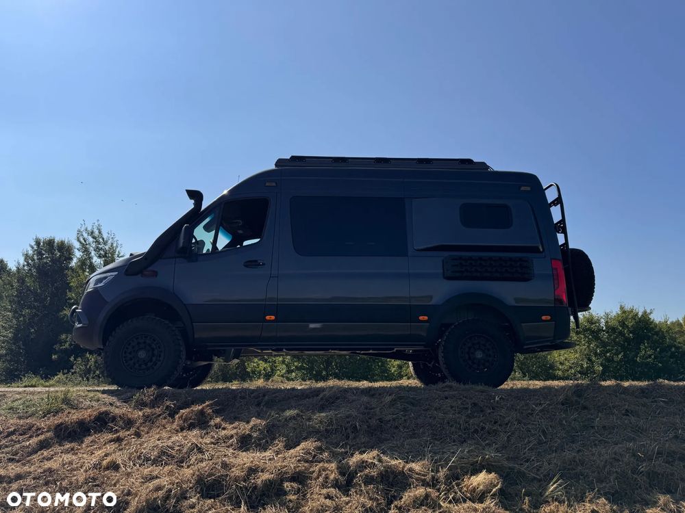 Mercedes-Benz Sprinter - 5