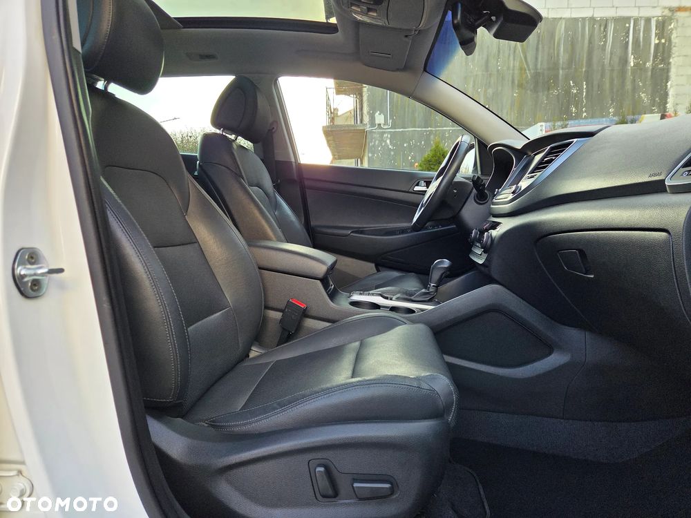 Hyundai Tucson 2.0 CRDI 4WD Automatik Premium - 9