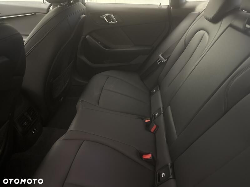 BMW Seria 2 220i xDrive M Sport sport - 21