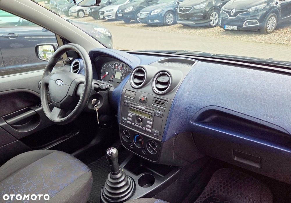 Ford Fiesta - 8