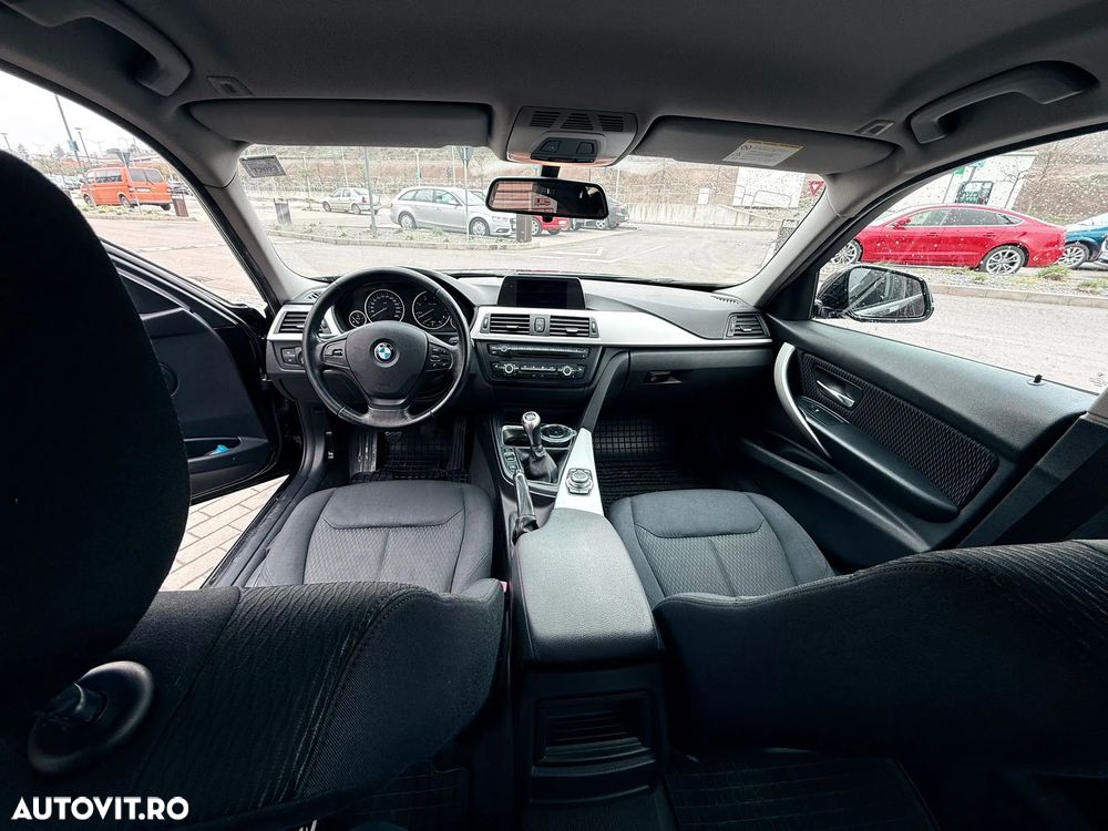 BMW Seria 3 320d EfficientDynamics Edition - 7