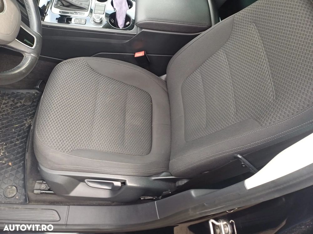 Volkswagen Touareg - 17