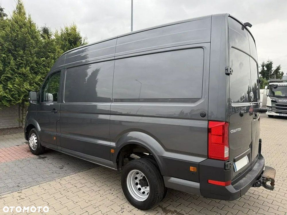 Volkswagen Crafter - 1