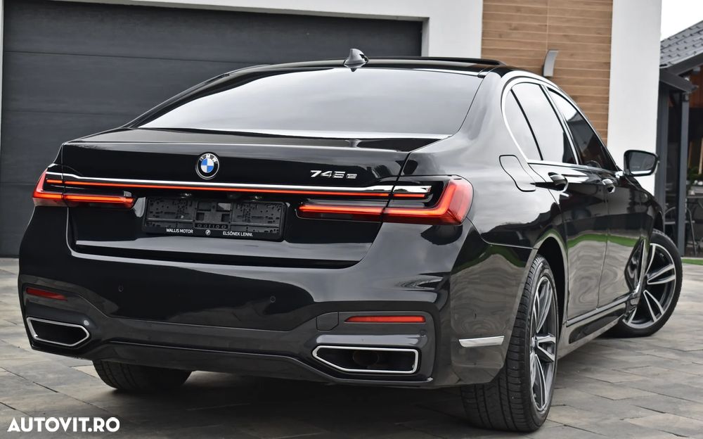 BMW Seria 7 745e - 9