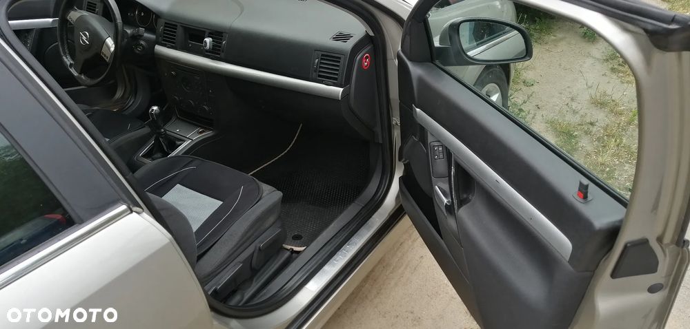 Opel Vectra 1.8 GTS - 8