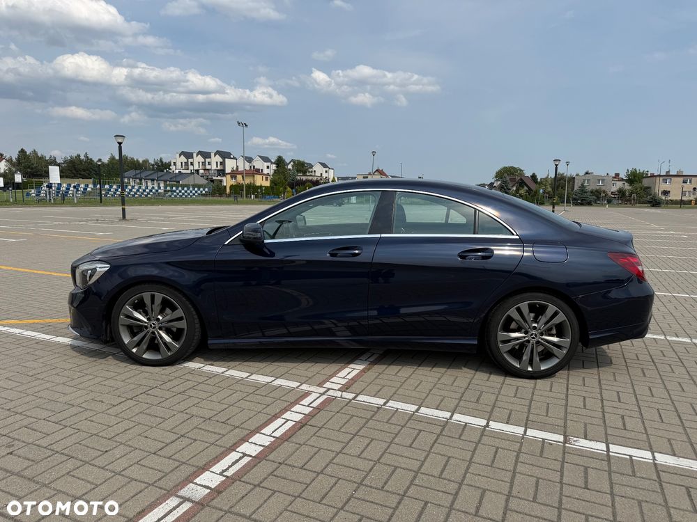 Mercedes-Benz CLA 200 d 7G-DCT - 2
