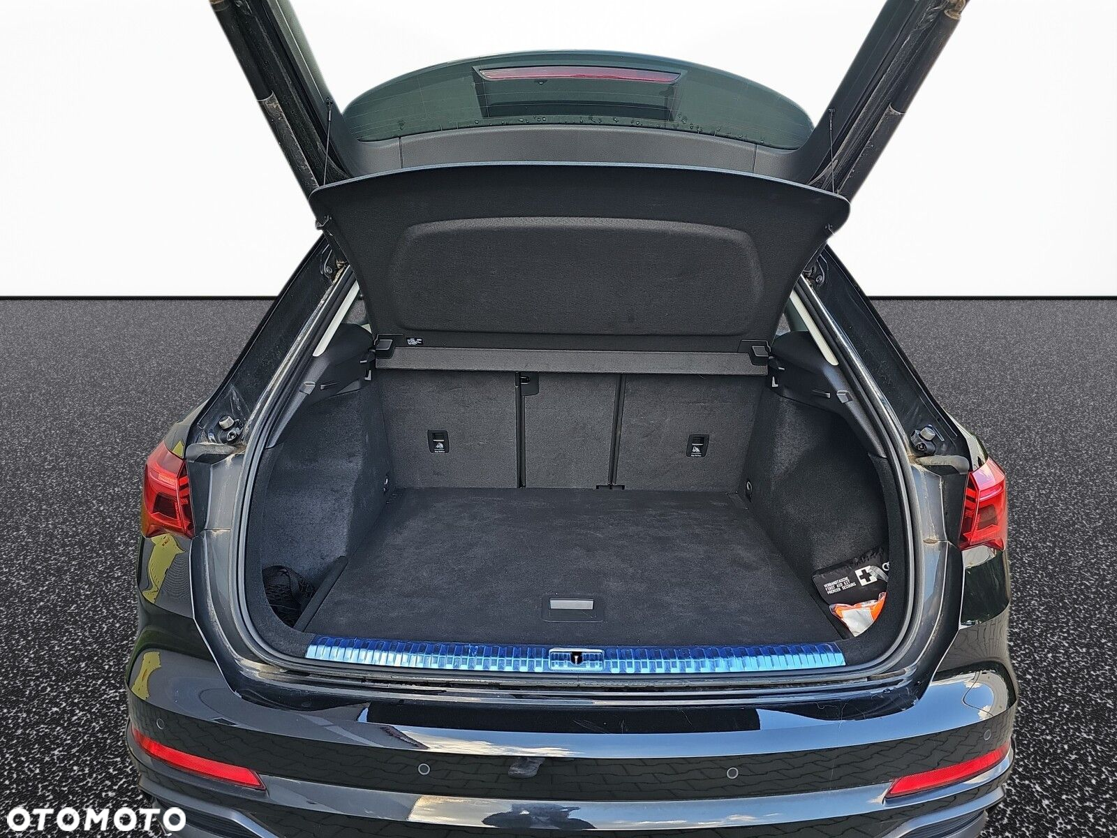 Audi Q3 - 30