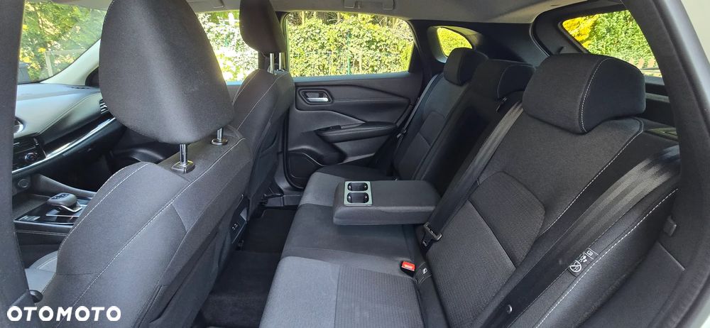 Nissan Qashqai 1.3 DIG-T MHEV N-Connecta Xtronic - 3