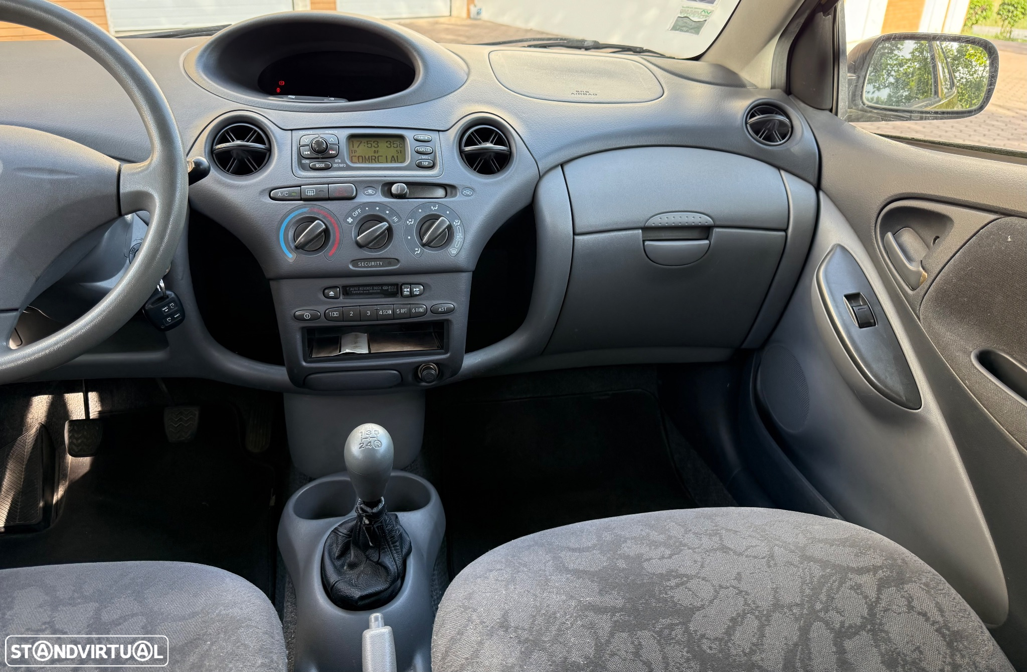 Toyota Yaris 1.0 Sol ABS+CD+AC - 16