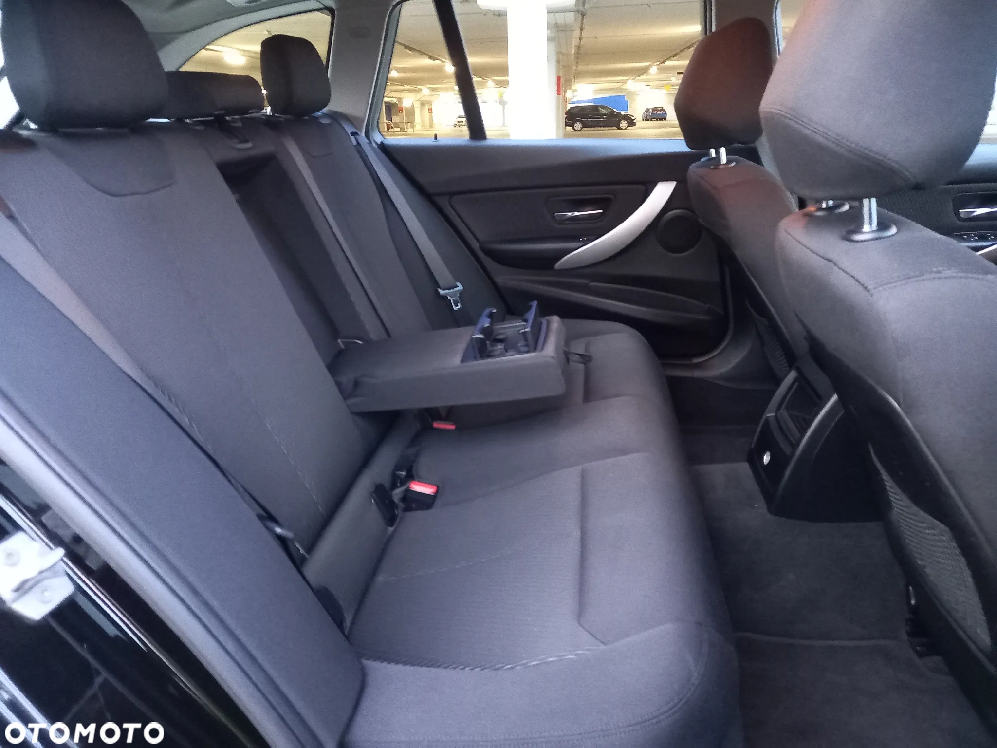 BMW Seria 3 316d M Sport - 8