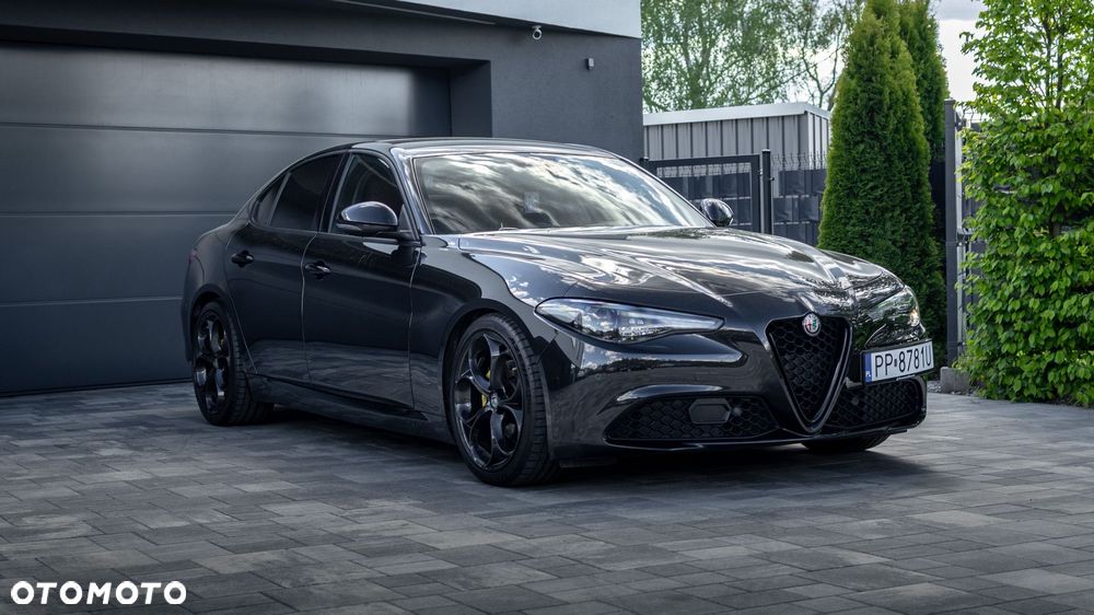 Alfa Romeo Giulia 2.0 Turbo - 1