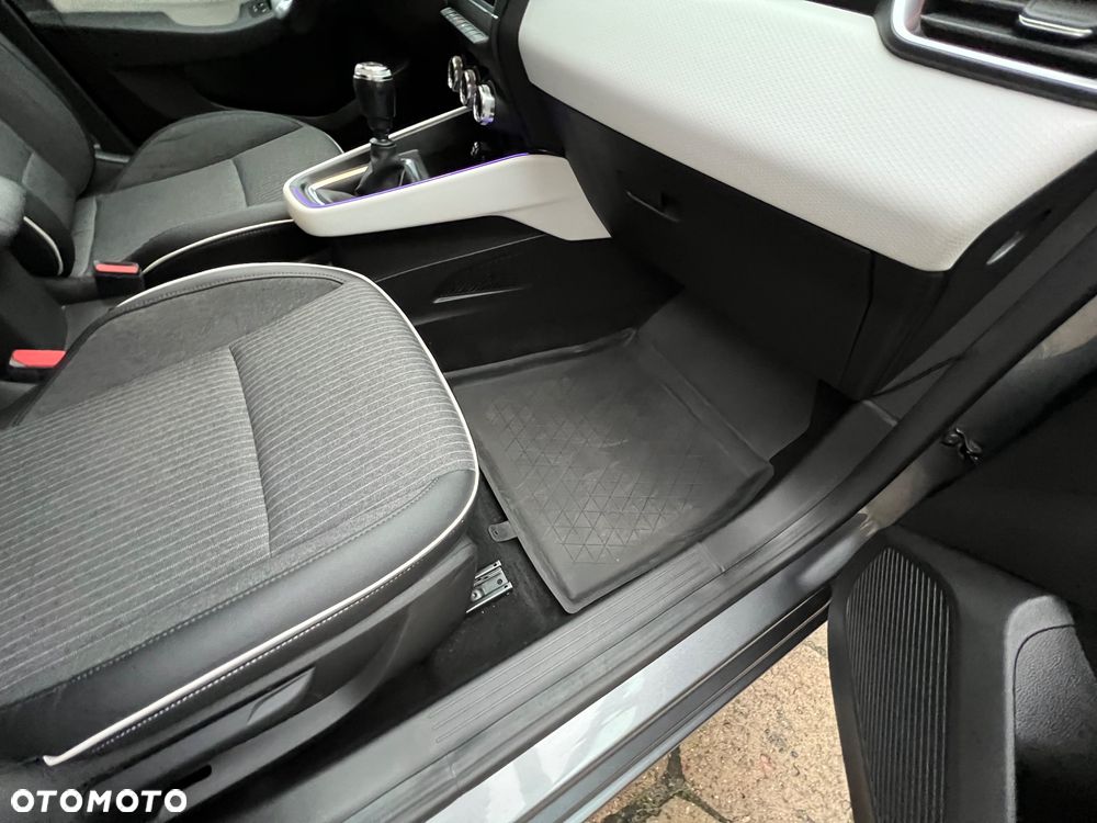 Renault Clio - 20