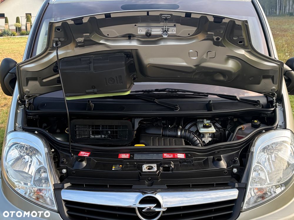 Opel Vivaro L2H1 2.9t - 39