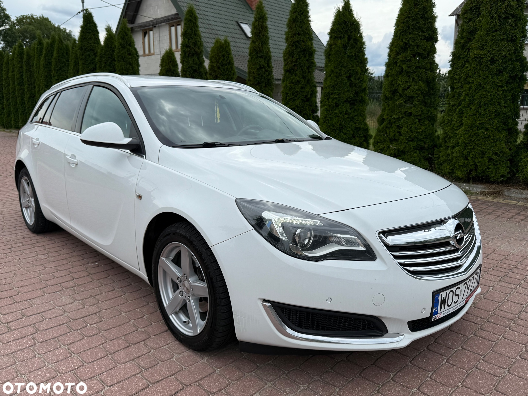Opel Insignia - 22