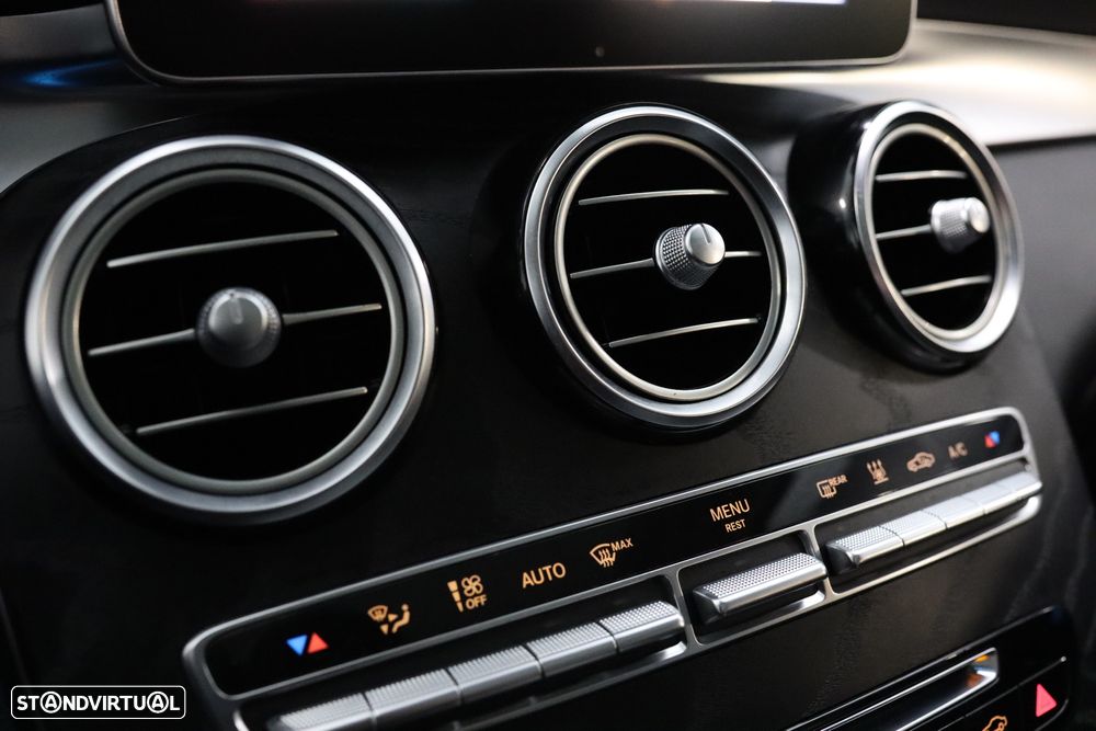 Mercedes-Benz GLC 350 e 4Matic 7G-TRONIC AMG Line - 20