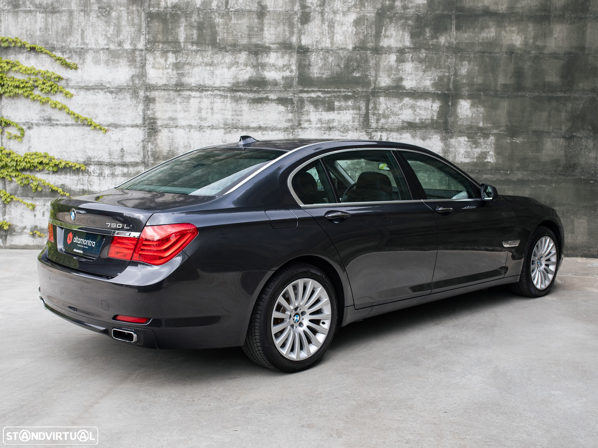 BMW 750 Li xDrive - 14