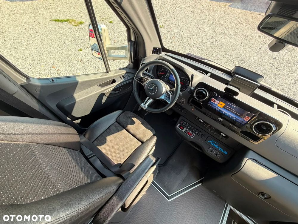 Mercedes-Benz Sprinter 519 - 13