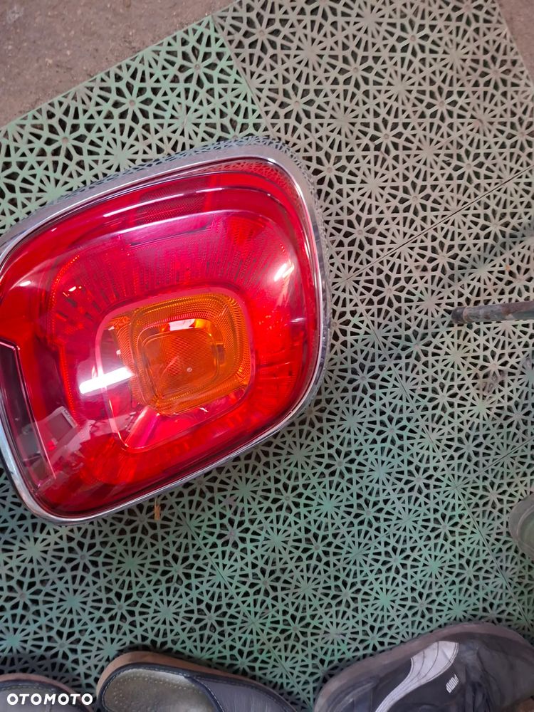 FIAT 500 x lift lampa tył  prawa lub lewa 51937414 poznan - 1