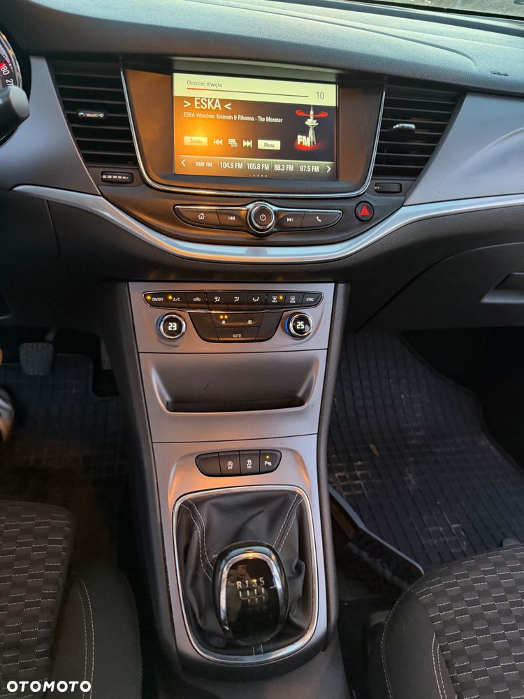 Opel Astra 1.6 CDTI Sport - 9