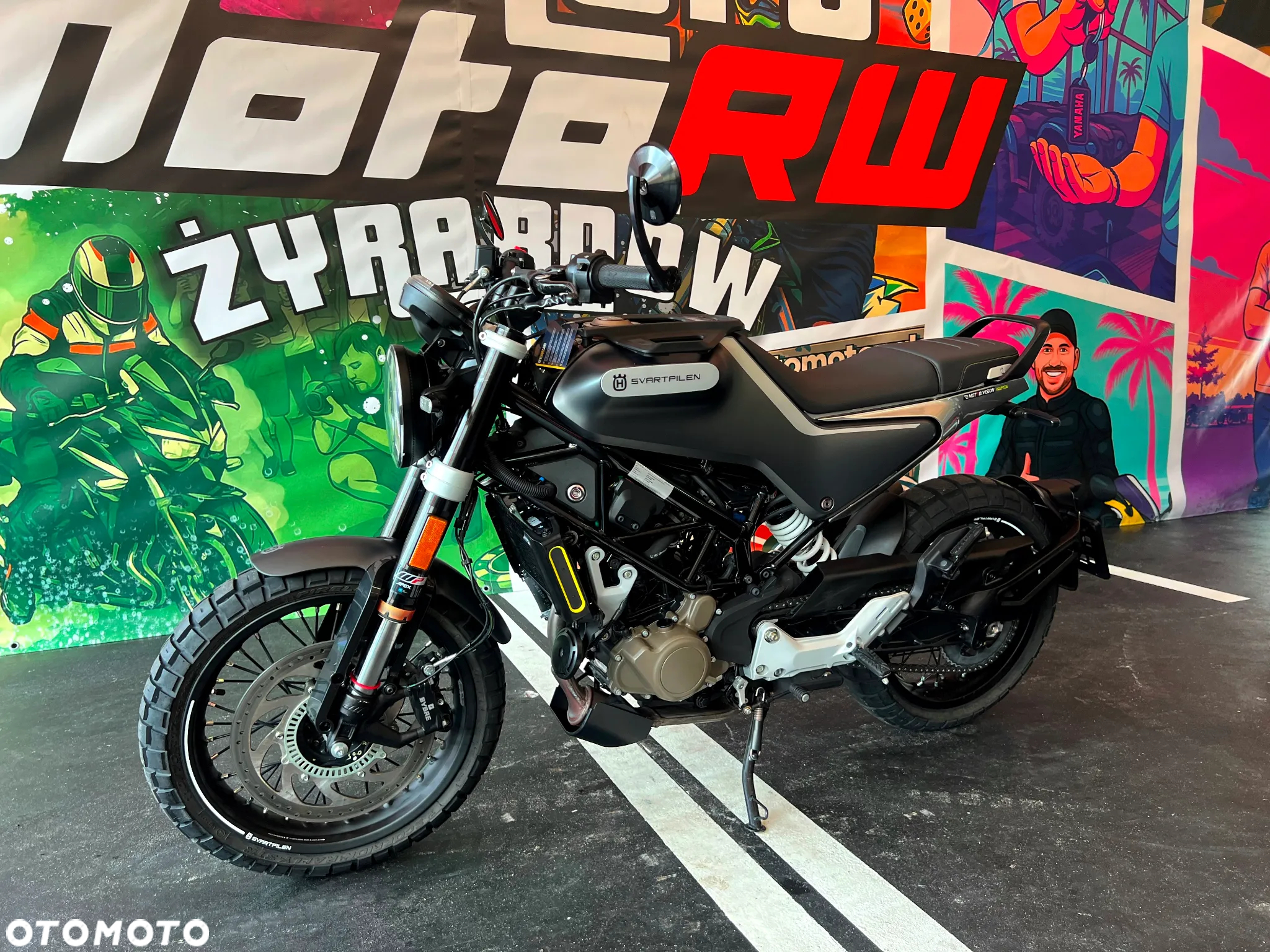 Husqvarna Svartpilen - 13