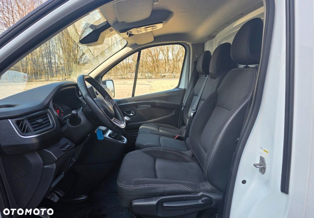 Renault Trafic - 8