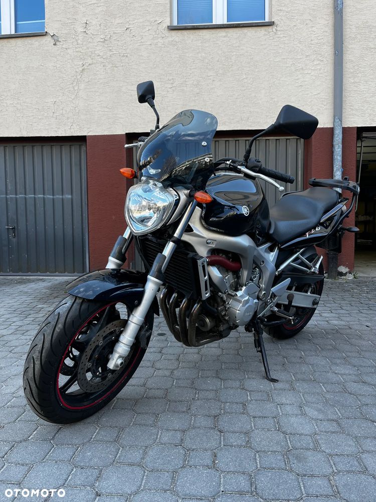 Yamaha FZ6 - 7
