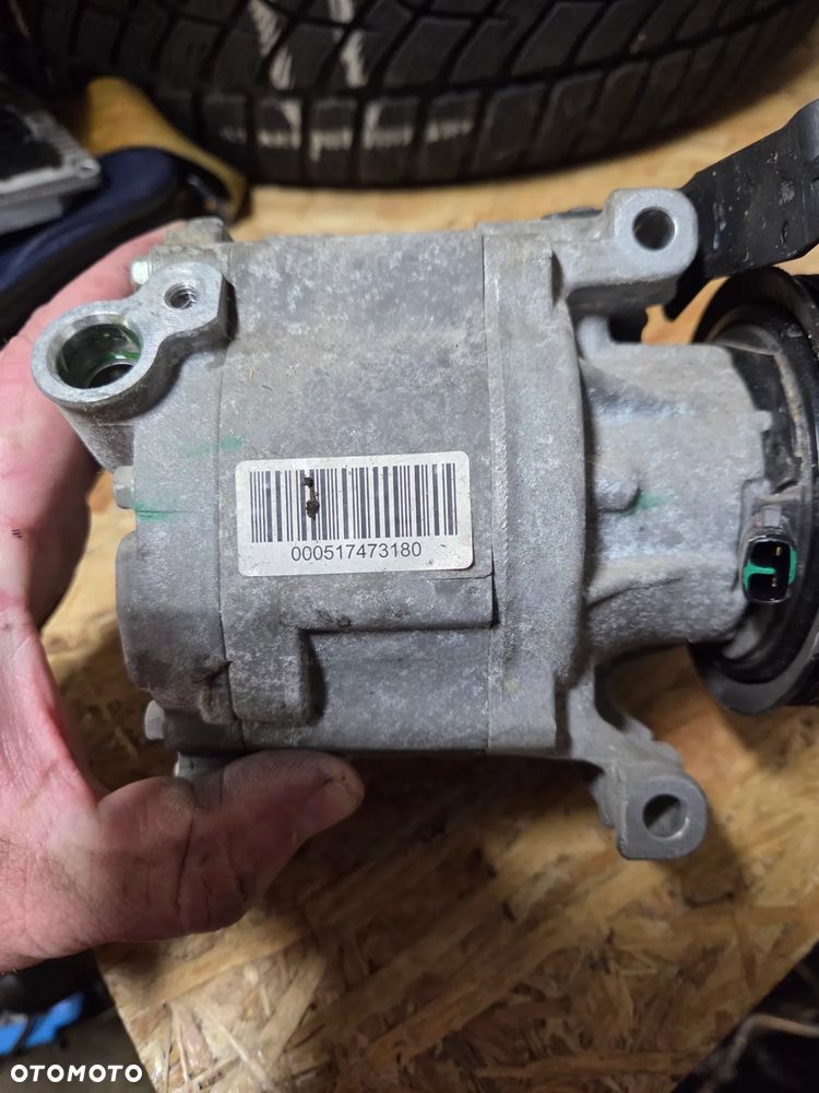 Kompresor Sprężarka klimatyzacji Fiat 500 Panda II Ford Ka II 1.2 8V Lancia Ypsilon 51747318 517473180 56 Tyś 56869 - 5