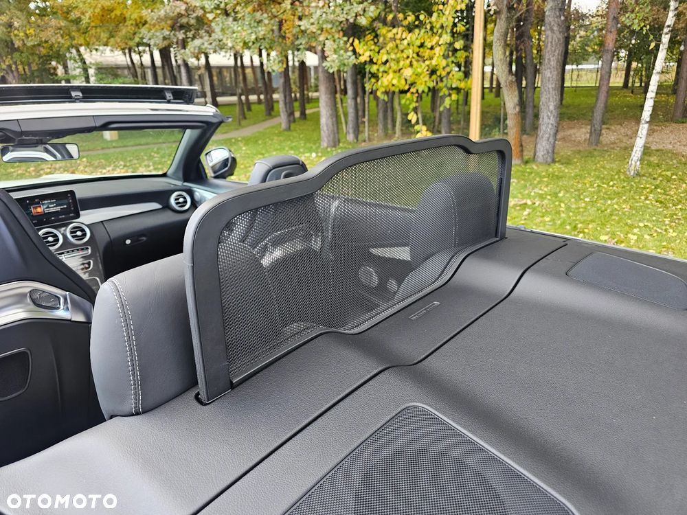 Mercedes-Benz Klasa C AMG 63 S Kabriolet - 26
