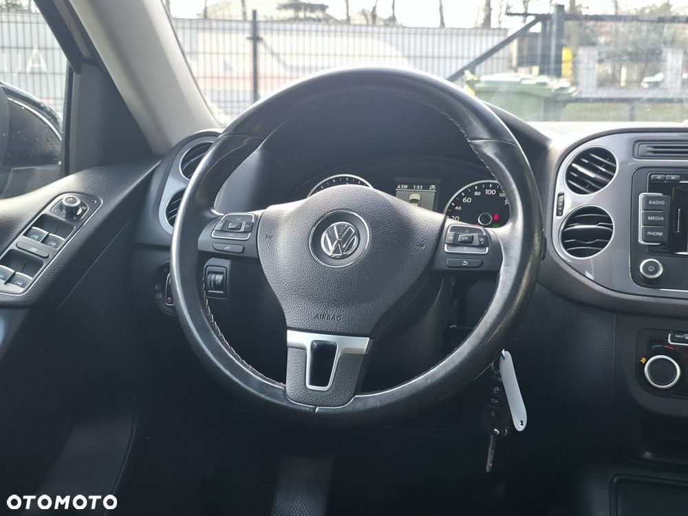 Volkswagen Tiguan - 14