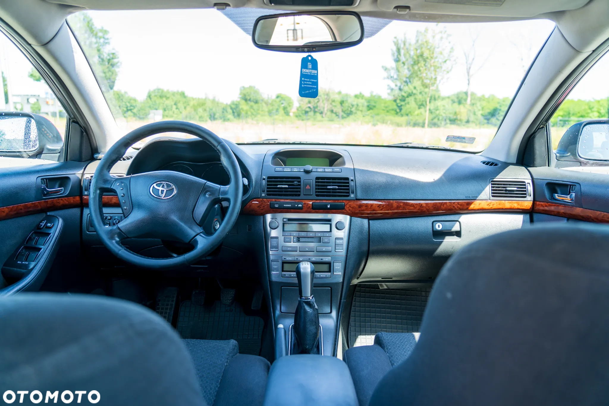Toyota Avensis - 13