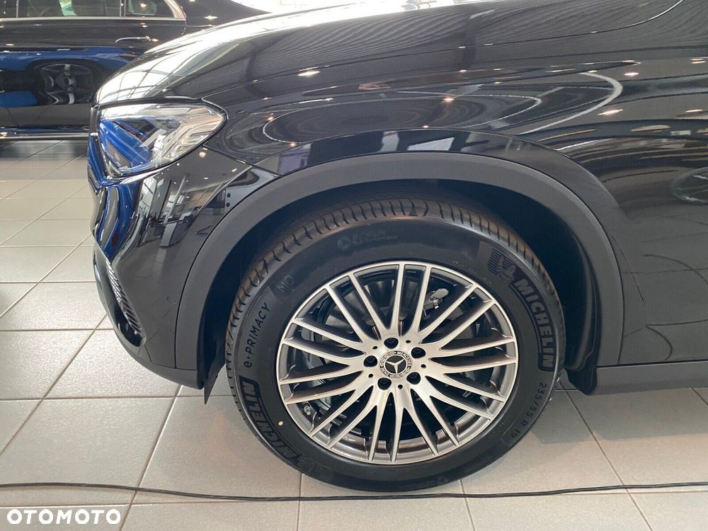 Mercedes-Benz GLC - 7