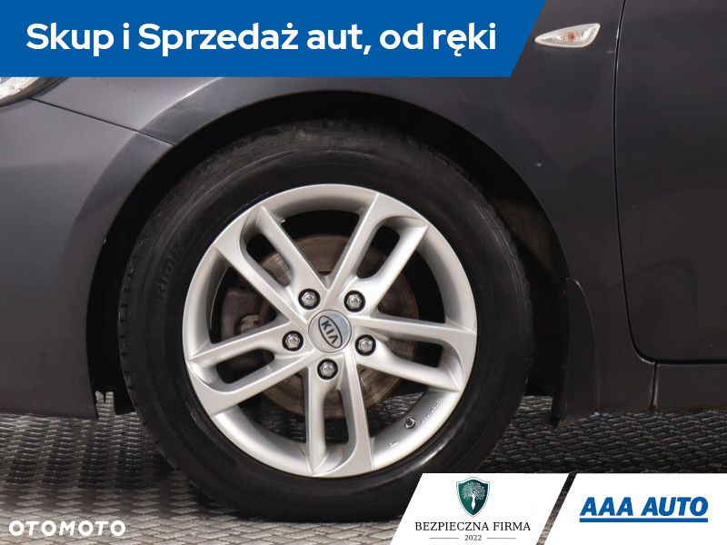 Kia Ceed - 14