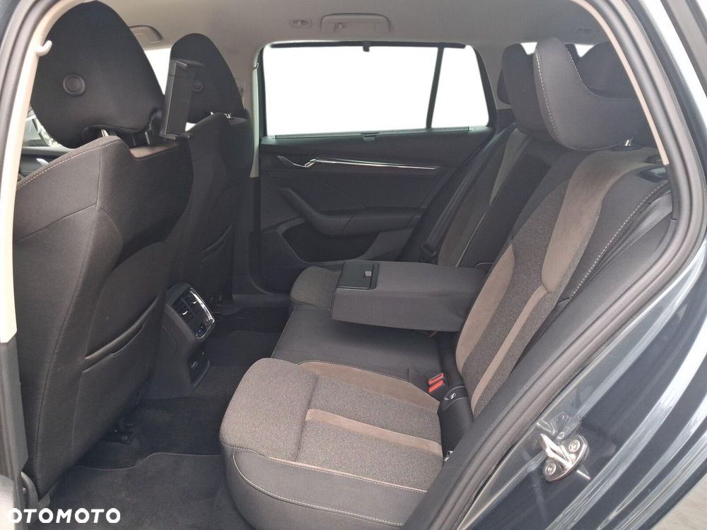Skoda Octavia 2.0 TDI 4x4 Scout DSG - 14
