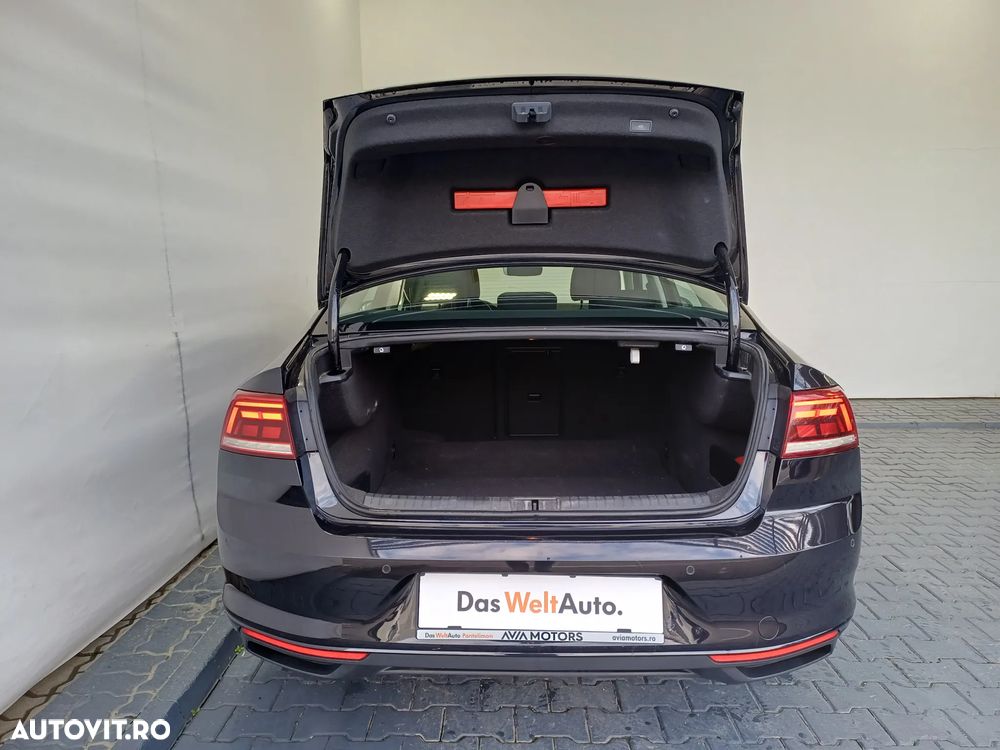 Volkswagen Passat 1.5 TSI OPF DSG Elegance - 39