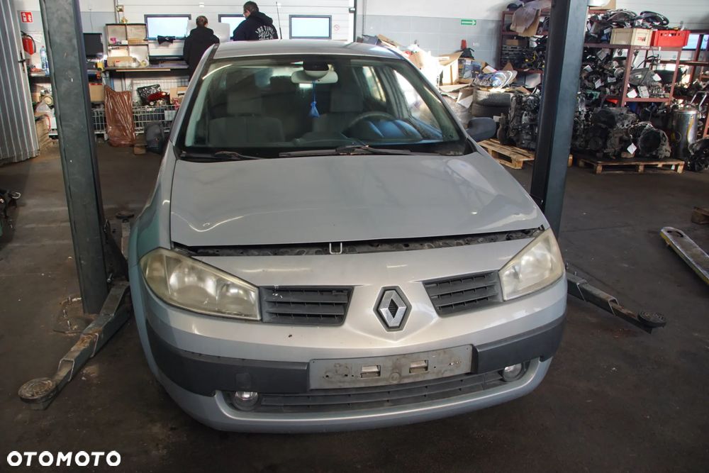 Auto na części - Renault Megane II 1.4 16V 98 KM K4J730 JH3105 TEA19 2003R Silnik Skrzynia Drzwi Maska Klapa Błotnik Zderzak Klapa Klamka Lusterko Klamka Szyba Deska Kokpit Sterownik Moduł Czujnik Licznik Panel Kierownica - 6